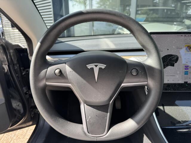Tesla Model 3 Standard RWD Plus 60 kWh*Autopilot*