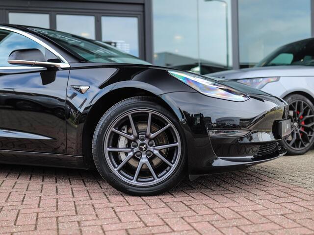 Tesla Model 3 Long Range AWD 75 kWh | Leder | Stoelverw. | Autopilot | Pano | Camera