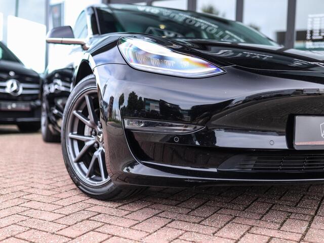 Tesla Model 3 Long Range AWD 75 kWh | Leder | Stoelverw. | Autopilot | Pano | Camera