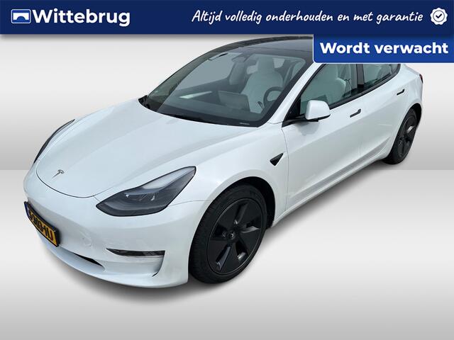 Tesla Model 3 Long Range AWD 75 kWh / Leder / Navigatie / Camera / Stoel+stuur verwarming / Lichtmetaal 18 inch /