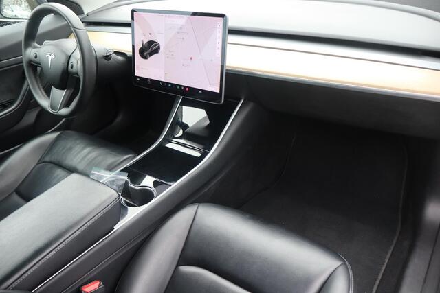 Tesla Model 3 Standard RWD Plus 60 kWh SOH 85%, Autopilot, 360 Camera, Lederen bekleding, Panoramadak