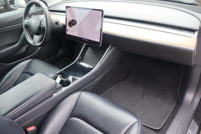 Tesla Model 3 Long Range AWD 75 kWh SOH 89%, Autopilot, 360 Camera, Trekhaak, Elektrische ramen