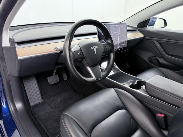 Tesla Model 3 RWD SR+ 60kWh 325PK Lmv 18" AutoPilot FSD 2.5 Leder PanoDak Adaptive-Cruise Lmv Camera's Elektr.-Stuur+Stoelen+Spiegels+Geheugen+Easy-Entry+Verwarmde stoelen Park assistent PDC WIFI Lane-Assist Speed-Assist Navi LED Comfortstoelen ACC DAB Voorverwarmen in