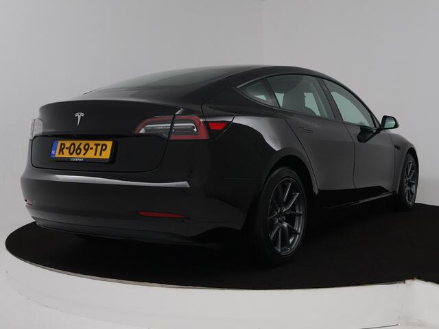 Tesla Model 3 Standard RWD Plus 60 kWh | Panoramadak | Leder | Stuur & Stoelverwarming |