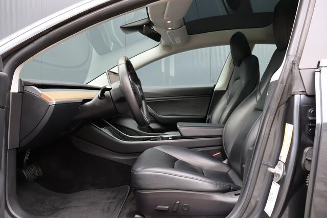 Tesla Model 3 Long Range AWD 75 kWh | Origineel NL | Marge | Trekhaak | Panoramadak | Camera | Leder |
