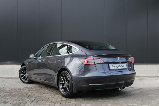 Tesla Model 3 Long Range AWD 75 kWh - Full Self Driving - Autopilot - Winterbanden + LM velgen - Trekhaak - Pano - Keyless - Leder - Rijklaar