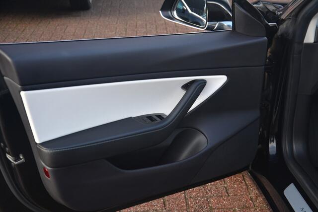 Tesla Model 3 Long Range AWD 75 kWh | Navigatie | DAB+ | Autopilot | Leer | NL auto!! |