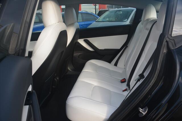 Tesla Model 3 Long Range AWD 75 kWh | Navigatie | DAB+ | Autopilot | Leer | NL auto!! |