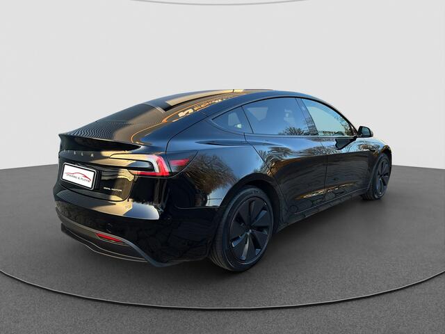 Tesla Model 3 Long Range AWD 78 kWh | Nederlandse auto | Nette staat | Selfdriving |