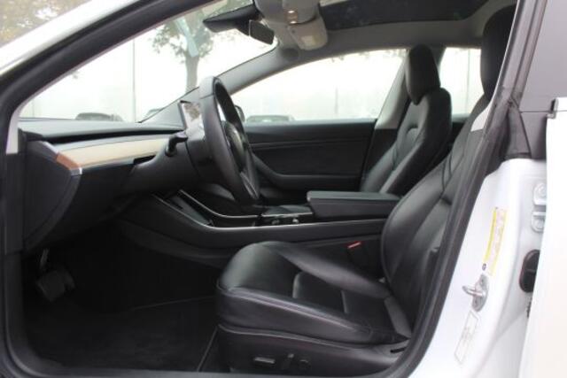 Tesla Model 3 Performance AWD 75 kWh / Autopilot / Panoramadak / Camera / Leder / 20'' / Leder / Premium Audio