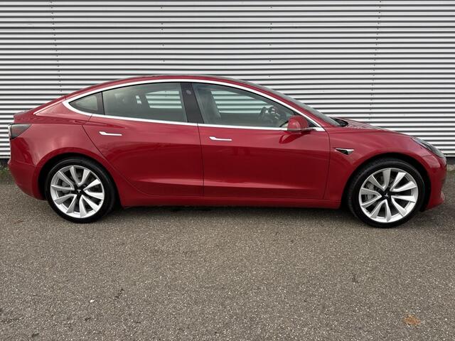 Tesla Model 3 Stnd.RWD Plus 60 kWh NAP BTW 19" lichtmetaal Autopilot
