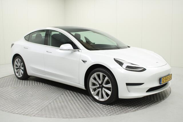 Tesla Model 3 Standard RWD Plus 60 kWh | Autopilot | Panoramadak | NL auto | Navigatie Fullmap