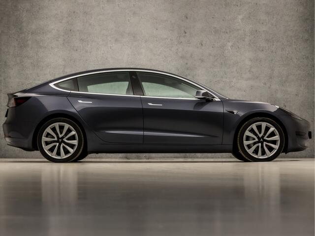 Tesla Model 3 Standard RWD Plus 60 kWh 238Pk Automaat (PANORAMADAK, AUTOPILOT, NAVIGATIE, SFEERVERLICHTING, LEDER, MEMORY SEATS, STOELVERWARMING, CAMERA, KEYLESS, NIEUWSTAAT)