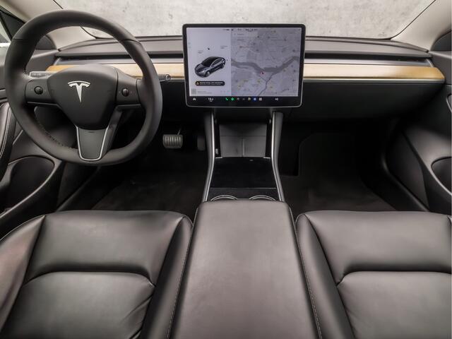 Tesla Model 3 Standard RWD Plus 60 kWh 238Pk Automaat (PANORAMADAK, AUTOPILOT, NAVIGATIE, SFEERVERLICHTING, LEDER, MEMORY SEATS, STOELVERWARMING, CAMERA, KEYLESS, NIEUWSTAAT)