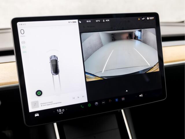 Tesla Model 3 Standard RWD Plus 60 kWh 238Pk Automaat (PANORAMADAK, AUTOPILOT, NAVIGATIE, SFEERVERLICHTING, LEDER, MEMORY SEATS, STOELVERWARMING, CAMERA, KEYLESS, NIEUWSTAAT)