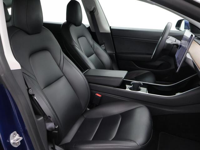 Tesla Model 3 60 kWh RWD *BTW* + LEDER | AUTOPILOT | PANORAMA | 3 CAMERA'S | PRIVACY GLASS