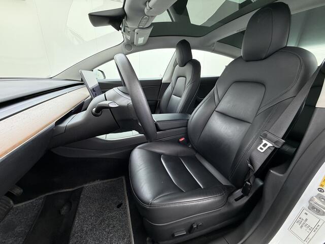 Tesla Model 3 SR Plus 325PK Lmv 18" AutoPilot FSD-3 Leder Pano-dak Adaptive-Cruise Camera's Elektr.-Stuur+Stoelen+Spiegels+Geheugen+Easy-Entry+Verwarmde stoelen Park assistent Pdc WIFI Lane-Assist Speed-Assist Navi LED Comfortstoelen ACC DAB Voorverwarmen interieur via