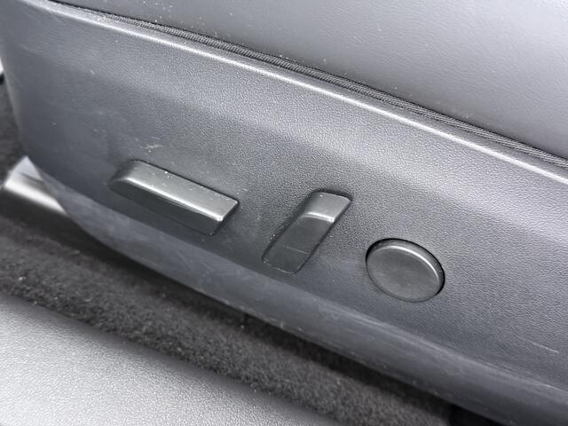 Tesla Model 3 SR Plus 325PK Lmv 18" AutoPilot FSD-3 Leder Pano-dak Adaptive-Cruise Camera's Elektr.-Stuur+Stoelen+Spiegels+Geheugen+Easy-Entry+Verwarmde stoelen Park assistent Pdc WIFI Lane-Assist Speed-Assist Navi LED Comfortstoelen ACC DAB Voorverwarmen interieur via