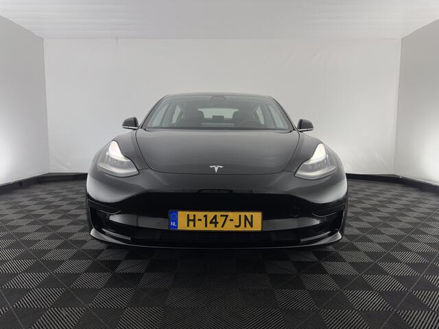 Tesla Model 3 Standard RWD Plus 60 kWh [ 3-Fase ] {SOH-86%} (INCL-BTW) Aut. *PANO | AUTO-PILOT | LEATHER | KEYLESS | FULL-LED | MEMORY-PACK | SURROUND-VIEW | DAB | CARPLAY | DIGI-COCKPIT | LANE-ASSIST | COMFORT-SEATS | 18"ALU*