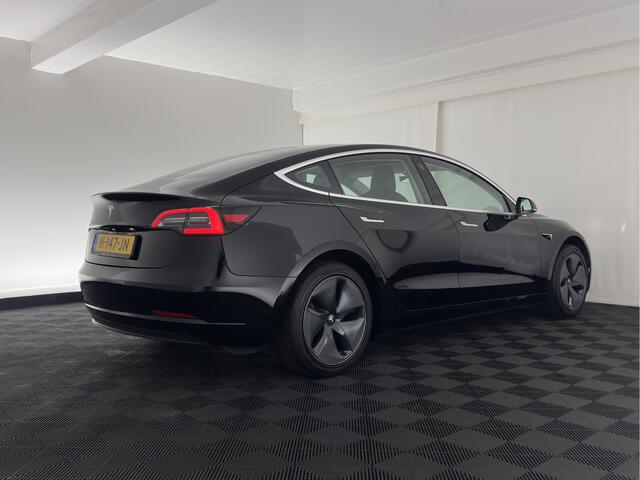 Tesla Model 3 Standard RWD Plus 60 kWh [ 3-Fase ] {SOH-86%} (INCL-BTW) Aut. *PANO | AUTO-PILOT | LEATHER | KEYLESS | FULL-LED | MEMORY-PACK | SURROUND-VIEW | DAB | CARPLAY | DIGI-COCKPIT | LANE-ASSIST | COMFORT-SEATS | 18"ALU*