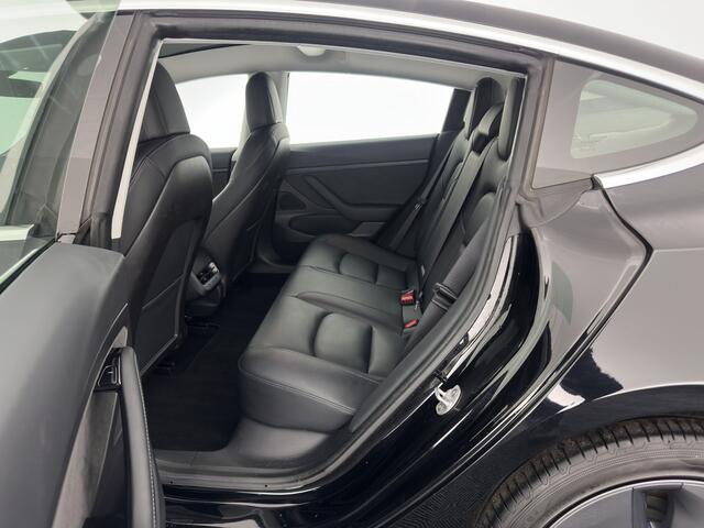 Tesla Model 3 Standard RWD Plus 60 kWh [ 3-Fase ] {SOH-86%} (INCL-BTW) Aut. *PANO | AUTO-PILOT | LEATHER | KEYLESS | FULL-LED | MEMORY-PACK | SURROUND-VIEW | DAB | CARPLAY | DIGI-COCKPIT | LANE-ASSIST | COMFORT-SEATS | 18"ALU*