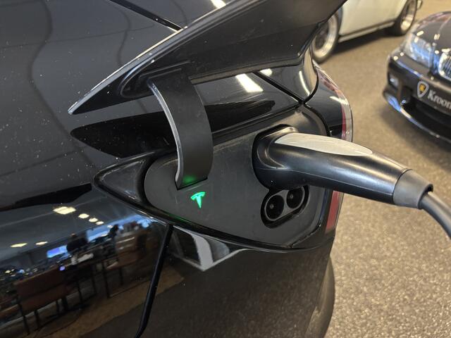 Tesla Model 3 Long Range AWD 75 kWh / 620 km WLTP / Panoramadak / Autopilot / 19 inch / Leer / 351 Pk - Incl BTW -