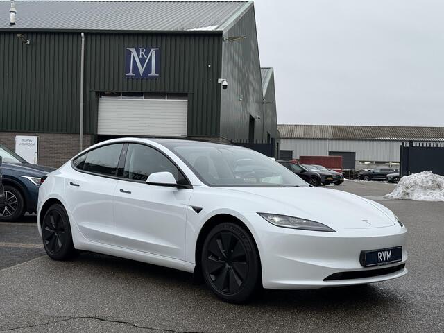 Tesla Model 3 Premium Long Range AWD 78 kWh ORGINELE AFN. TREKHAAK TESLA| AUTOPILOT| STOELVENTILATIE + VERWARMING| VOLLEDIGE TESLA GARANTIE T/M 01/2028 OF 80.000KM| DE HOOGVOLTACCU EN AANDRIJFLIJN TOT 2032 of 192.000KM |