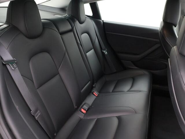 Tesla Model 3 60 kWh RWD *BTW* + LEDER | AUTOPILOT | PANORAMA | 3 CAMERA'S