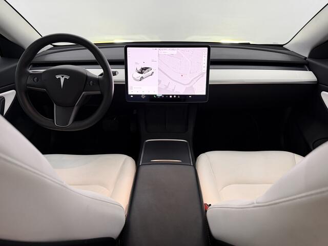 Tesla Model 3 Standard RWD Plus 60 kWh Autopilot, Panoramadak, 360 Camera, Wit leder, Elektrische achterklep, Dynamiek, Cruise control