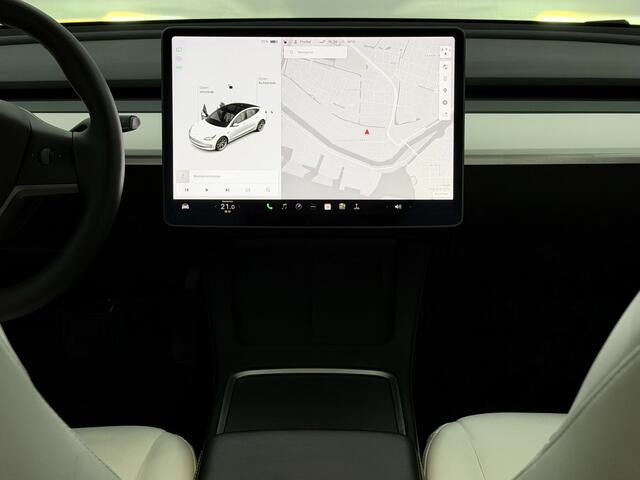 Tesla Model 3 Standard RWD Plus 60 kWh Autopilot, Panoramadak, 360 Camera, Wit leder, Elektrische achterklep, Dynamiek, Cruise control