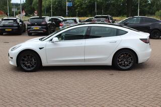 tesla-model-3-standard-rwd-plus-60-