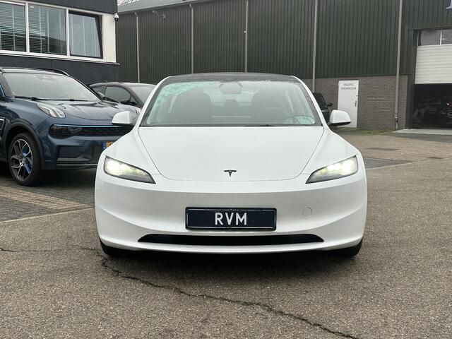 Tesla Model 3 Premium Long Range AWD 78 kWh | STOELVERWARMING VOOR/ACHTER | STUURVERWARMING | FABRIEKS GARANTIE T/M 20-06-2028 OF 80k KM | ELKT. ACHTERKLEP | ELKT. STOELEN |