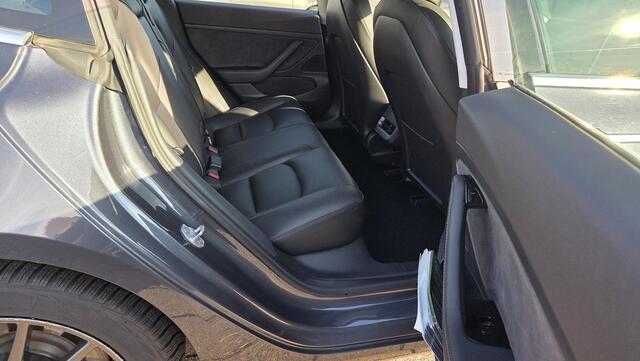 Tesla Model 3 Standard RWD Plus 60 kWh