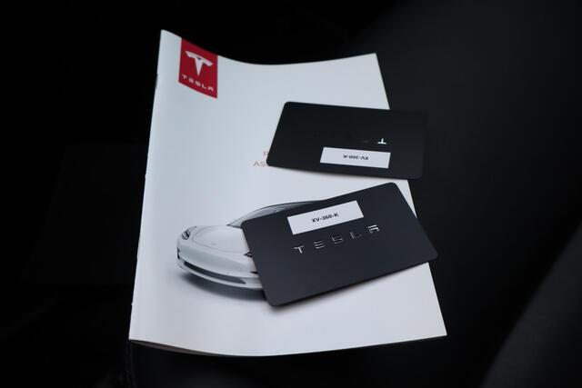 Tesla Model 3 Long Range AWD 75 kWh 88,6% SOH, Autopilot computer 2.5, 360 camera, Lederen interieur, Cruise control