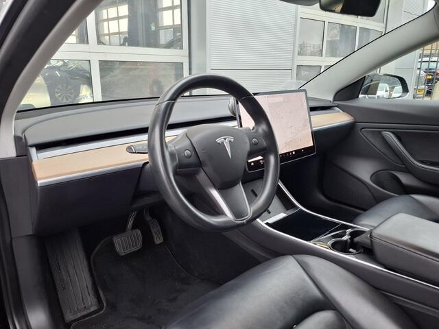 Tesla Model 3 Long Range AWD 75 kWh | Navigatie | LM Velgen 18" | Voorstoelen Verwarmd/Achterbank Verwarmd | Panoramadak | Airco | Cruise Control | SOH 83% |