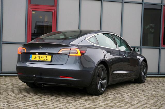 Tesla Model 3 Standard RWD Plus 60kWh SOH 91% Trekhaak