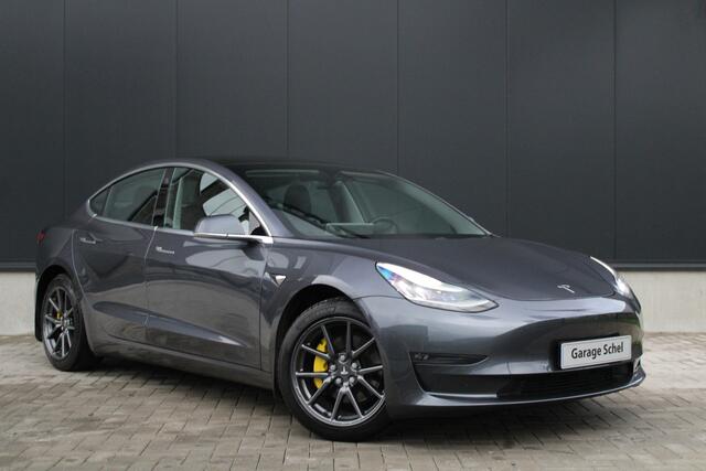 Tesla Model 3 Long Range AWD 75 kWh - Full Self Driving - Autopilot - Winter + zomerbanden + LM velgen - Trekhaak - Pano - Keyless - Leder - Rijklaar