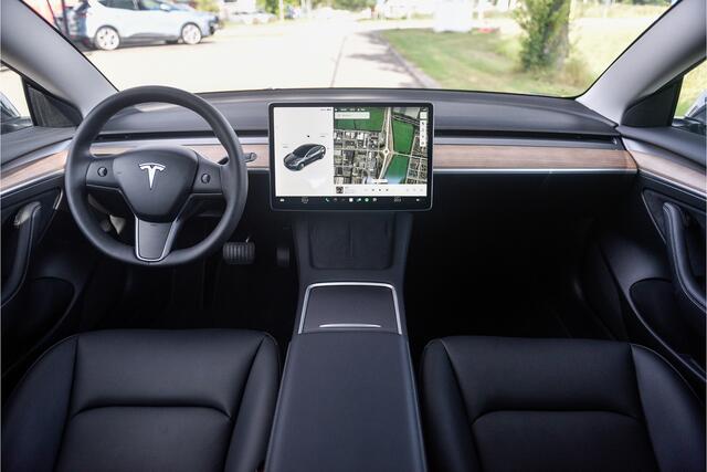 Tesla Model 3 Long Range AWD 75 kWh ** 19inch **