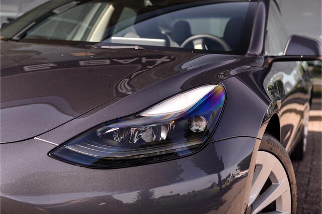 Tesla Model 3 Long Range AWD 75 kWh ** 19inch **