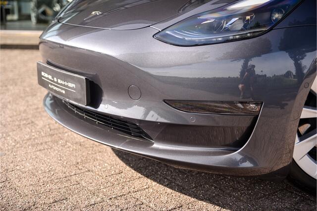 Tesla Model 3 Long Range AWD 75 kWh ** 19inch **