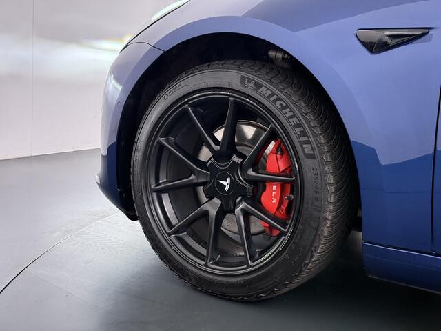 Tesla Model 3 RWD SR plus 325PK SOH 90% LFP Accu Lmv 18" AutoPilot Leder Panoramadak Adaptive-Cruise Camera's Elektr.-Stuur+Stoelen+Spiegels+Geheugen+Easy-Entry+Verwarmde stoelen Park assistent Pdc WIFI Lane-Assist Speed-Assist Navi LED DAB Voorverwarmen interieur via 