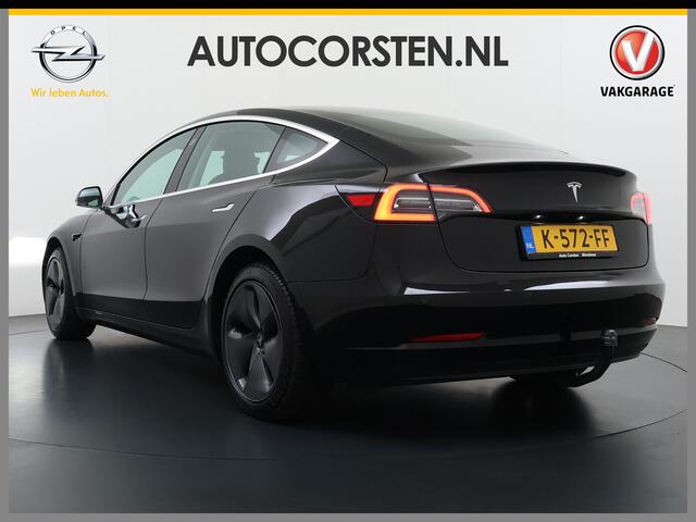 Tesla Model 3 RWD SR plus 325PK LFP Accu Trekhaak AutoPilot Leder Panoramadak Adaptive-Cruise Camera's Elektr.-Stuur+Stoelen+Spiegels+Geheugen+Easy-Entry+Verwarmde stoelen Park assistent Pdc WIFI Lane-Assist Speed-Assist Navi LED DAB Voorverwarmen Keyless One-Pedal-Dri