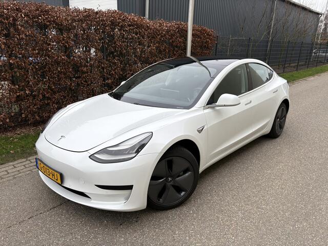 Tesla Model 3 Standard RWD Plus 60 kWh / AUTOMAAT / PANORAMADAK / LEER / 163dkm! NAP!