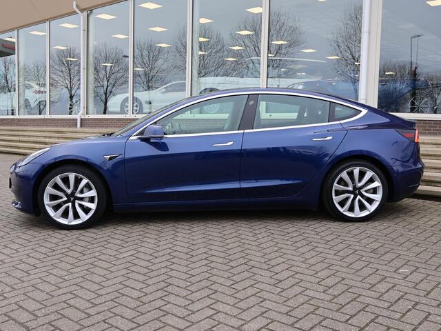 Tesla Model 3 60 kWh RWD *BTW* + AFN. TREKHAAK | LEDER | AUTOPILOT | PANORAMA | 3 CAMERA'S