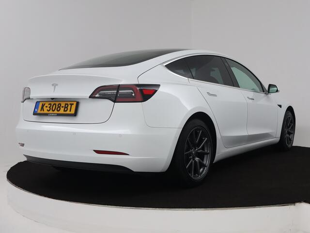 Tesla Model 3 Standard RWD Plus 60 kWh | Leder | Camera | Panoramadak | Nederlandse Auto | NAP |