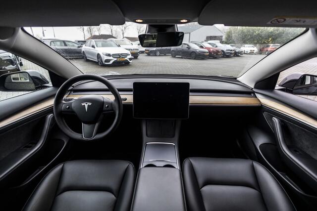 Tesla Model 3 Standard RWD Plus 60 kWh | Autopilot | Pano | 19"