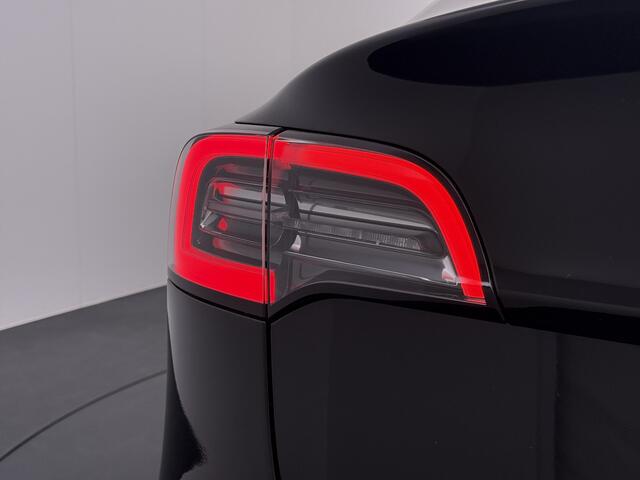 Tesla Model 3 RWD SR plus 325PK LFP Accu Ivory AutoPilot Leder Pano-dak FSD-vb. Adaptive-Cruise Camera's Elektr.-Stuur+Stoelen+Spiegels+Geheugen+Easy-Entry+Verwarmde stoelen+bank Park assistent Pdc WIFI Lan Bordherkenning e-Assist Speed-Assist Priv.Glasss Navi LED DAB 