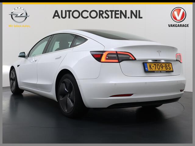 Tesla Model 3 RWD SR plus LFP Accu AutoPilot Leder Panoramadak Adaptive-Cruise Camera's Elektr.-Stuur+Stoelen+Spiegels+Geheugen+Easy-Entry+Verwarmde stoelen Park assistent Pdc WIFI Lane-Assist Speed-Assist Navi LED DAB Voorverwarmen Keyless One-Pedal-Drive Lmv 18" SOH 