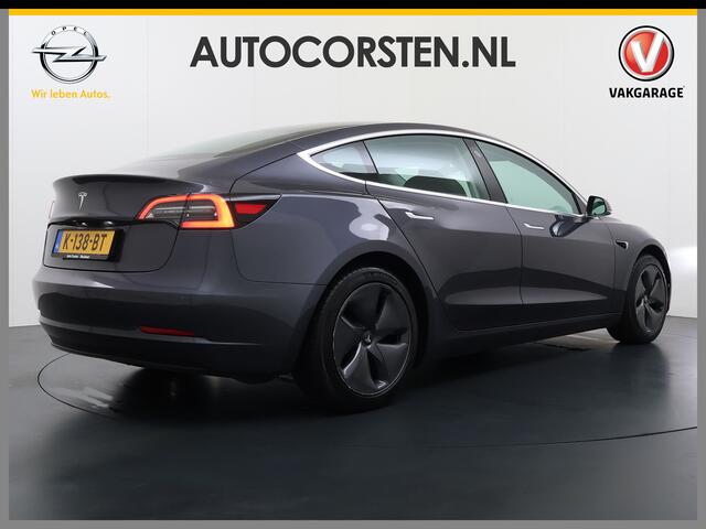 Tesla Model 3 RWD SR plus LFP Accu Trekhaak AutoPilot Leder Panoramadak Adaptive-Cruise Camera's Elektr.-Stuur+Stoelen+Spiegels+Geheugen+Easy-Entry+Verwarmde stoelen Park assistent Pdc WIFI Lane-Assist Speed-Assist Navi LED DAB Voorverwarmen Keyless One-Pedal-Drive Lmv