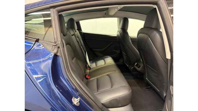 Tesla Model 3 Aut. Long Range Dual Motor AWD | Autopilot | Panorama | Leder |